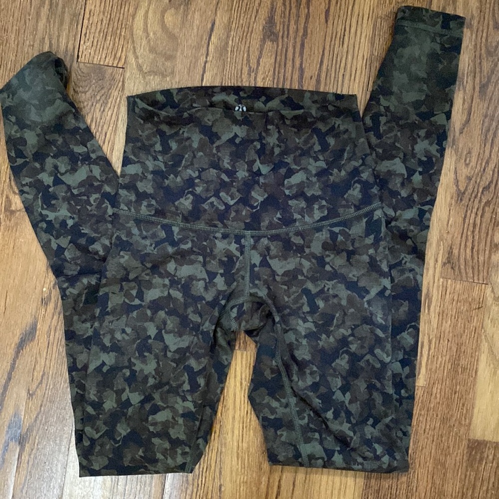 Lululemon camo leggings. Very soft!